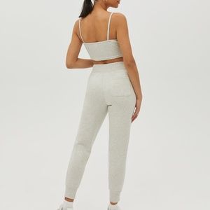 TNA cozy fleece perfect pocket sweatpants